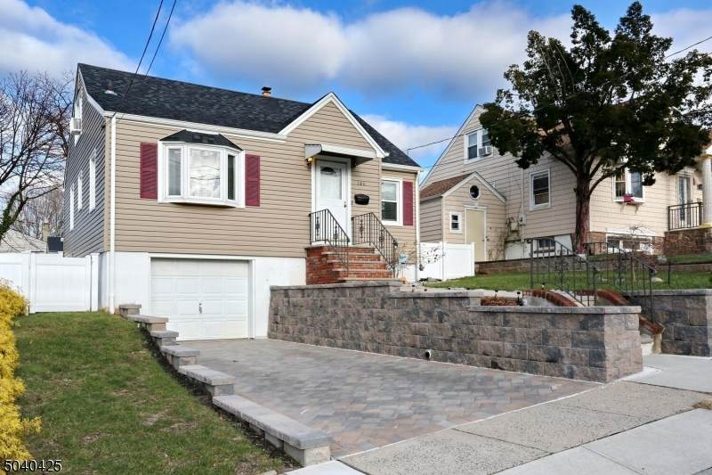 104 Bogle Ave - Photo 1