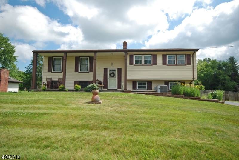 1721 Arrowbrook Dr - Photo 1