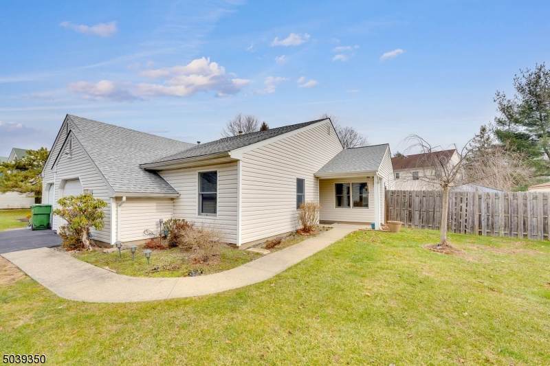 67 Woodbrooke Dr - Photo 1