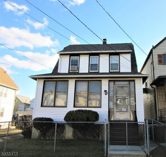 103 West 1ST Street Aka 105 - Photo 1