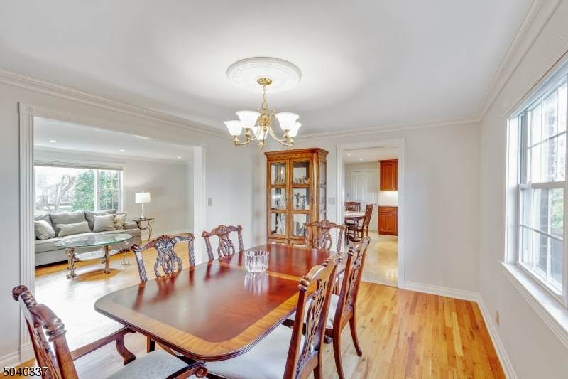67 New England Ave 71A - Photo 1