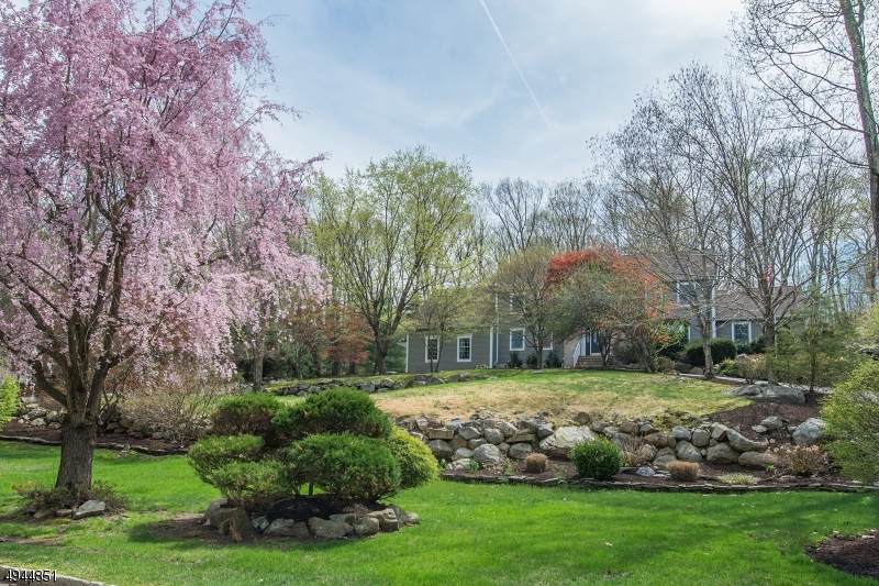 15 Wedgewood Dr - Photo 1