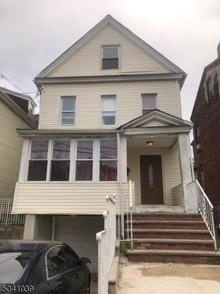 40 Sayre St - Photo 1
