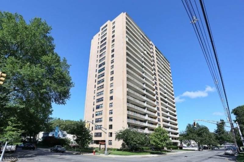 285 Aycrigg Ave - Photo 1