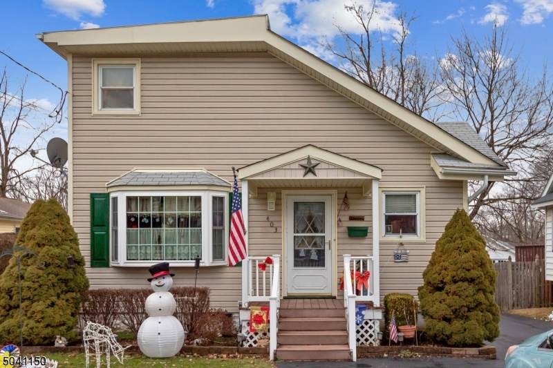 403 Rutherford Ave - Photo 1