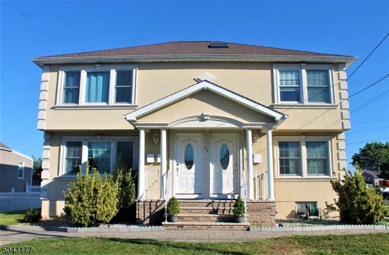 435 Hillside Ave - Photo 1