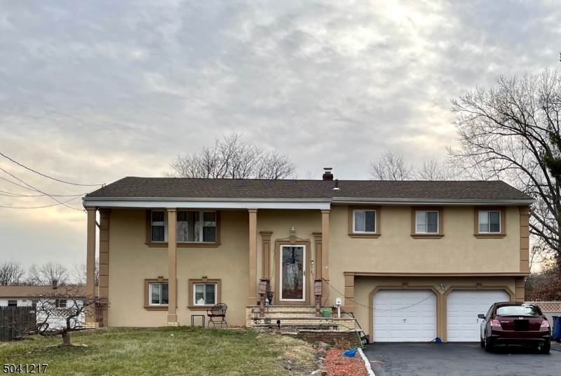 14 Winston Dr - Photo 1