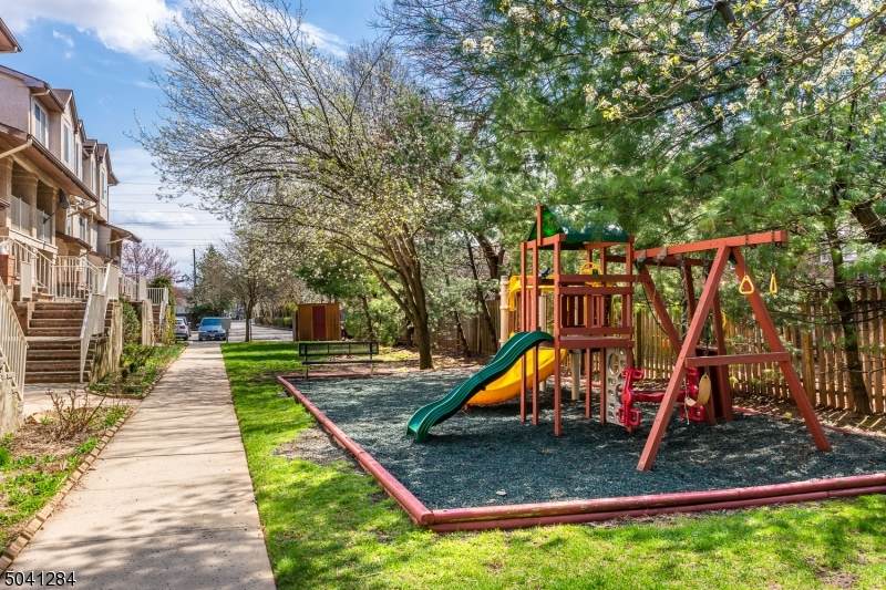 412 N Lafayette Rd - Photo 1