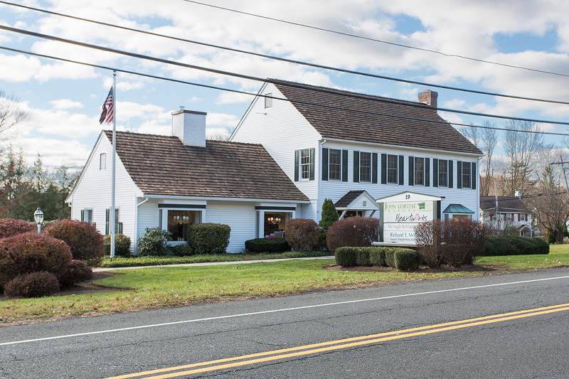 19 Morristown Rd - Photo 1