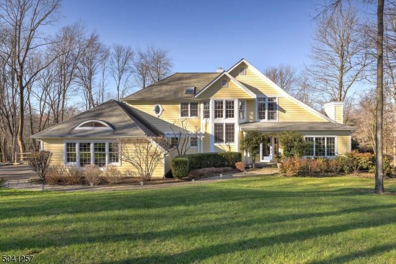 12 Viburnum Dr - Photo 1