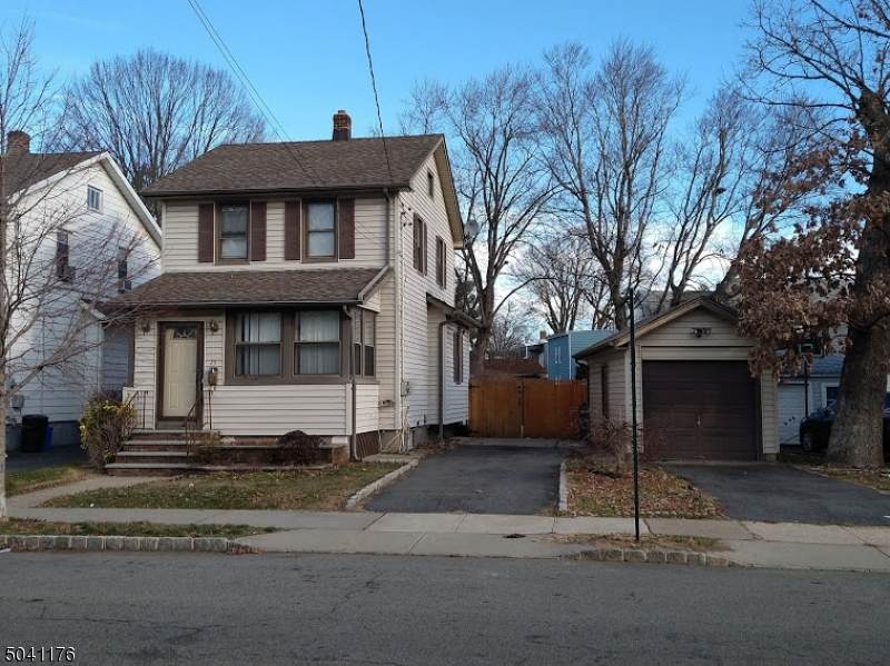 25 Maolis Ave - Photo 1