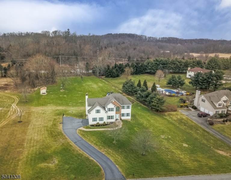 10 Saddle Ridge Rd - Photo 1