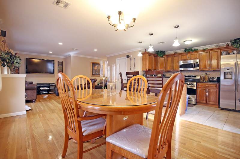 56 Maple - Photo 1