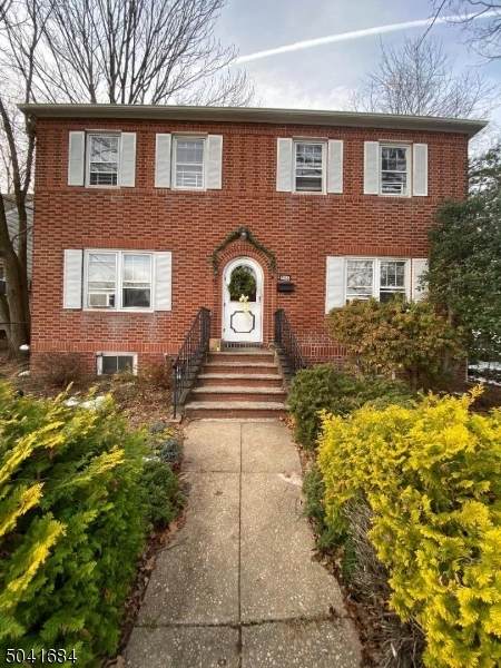 506 Downer St - Photo 1