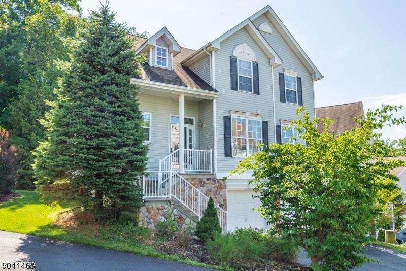 5 Winding Hill Dr - Photo 1