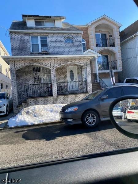 222 South St - Photo 1