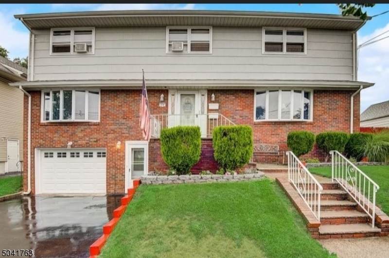 310 Dewitt St - Photo 1