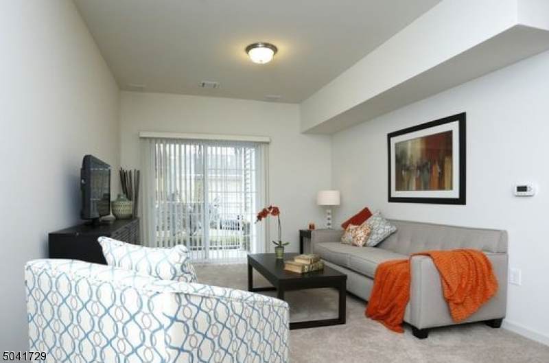 12 Park Dr - Photo 1