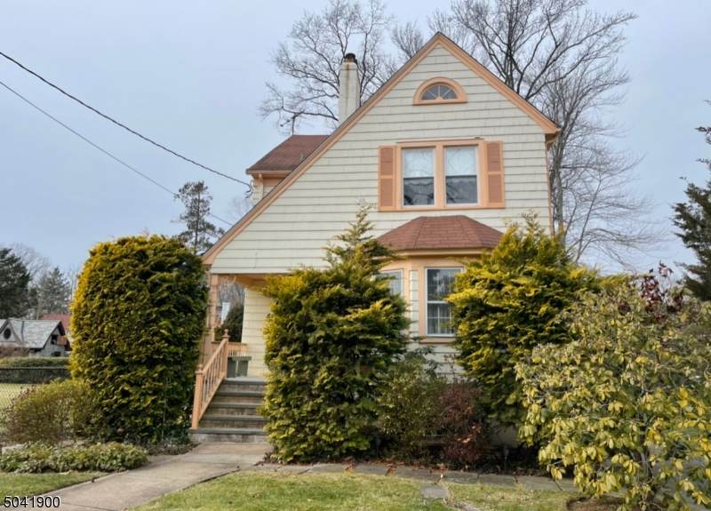 43 Balmiere Pkwy - Photo 1