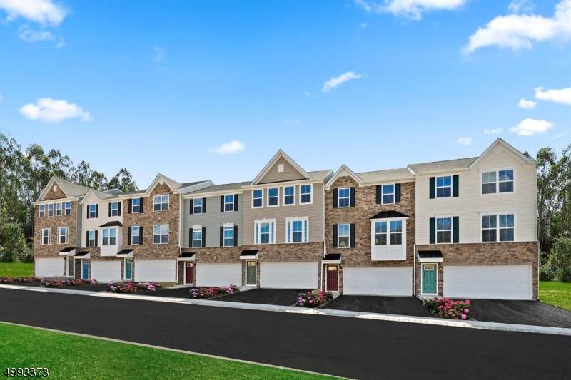 8 Marsh Way - Photo 1