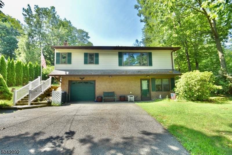 48 Rogers Dr - Photo 1