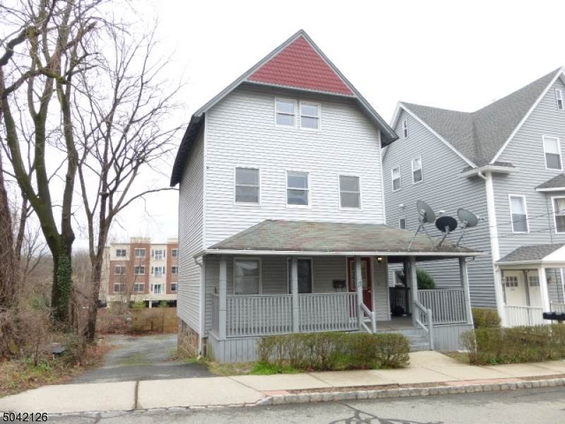 17 Olyphant Pl - Photo 1