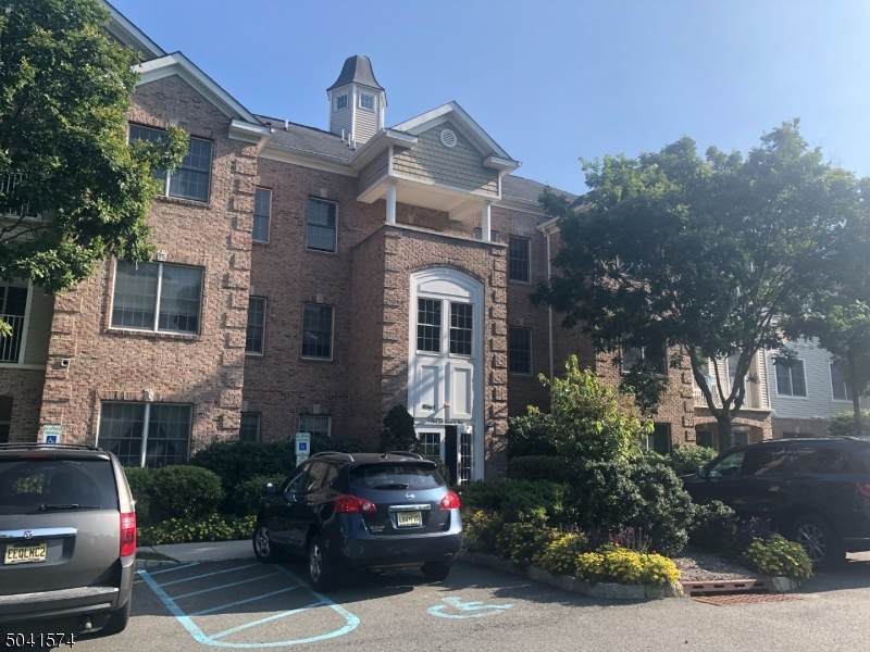 15 Zachary Way - Photo 1