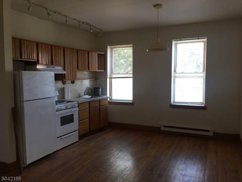 29 Glenridge Ave - Photo 1