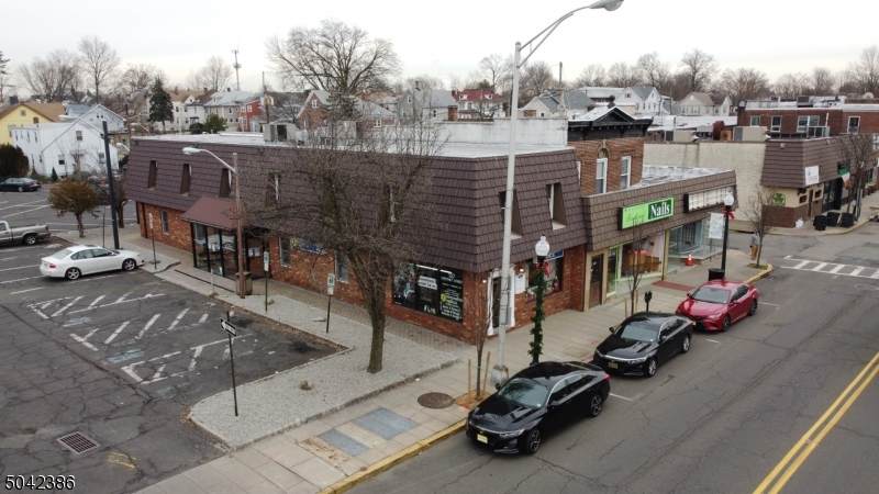 127 Chestnut St - Photo 1