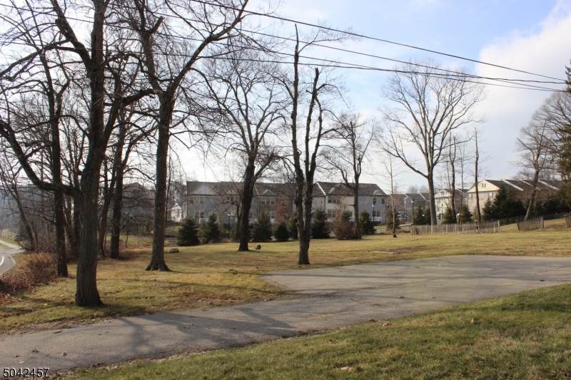 14 Brookside Rd - Photo 1