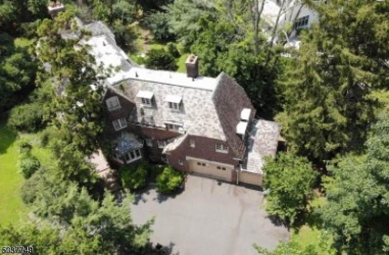 475 Berkeley Ave - Photo 1