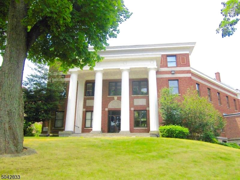 60 Washington St - Photo 1