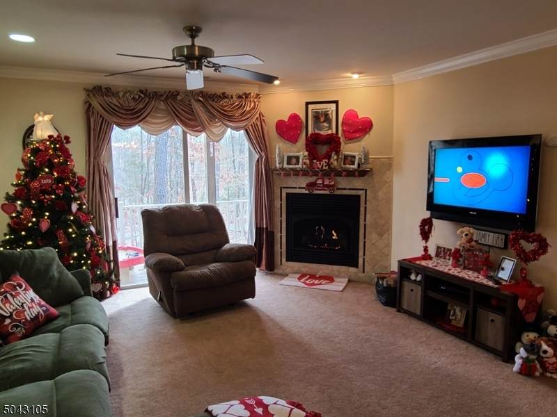 2904 Falcon Ct - Photo 1
