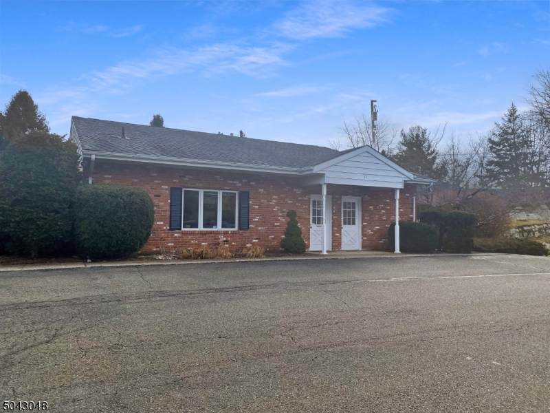 11 Plains Rd - Photo 1