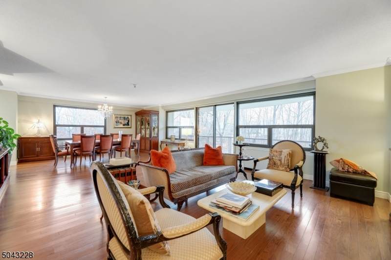 2 Claridge Dr - Photo 1