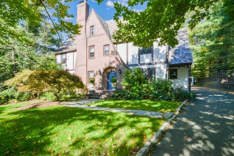 7 S Hamilton Dr - Photo 1