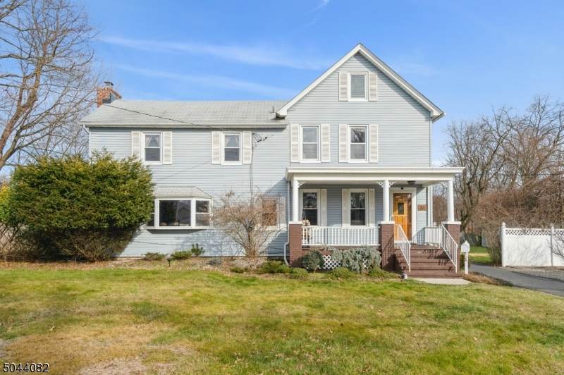 33 Meadow Rd - Photo 1