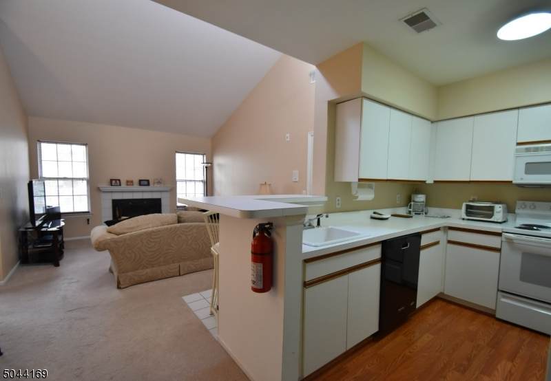 1306 Schindler Ln - Photo 1