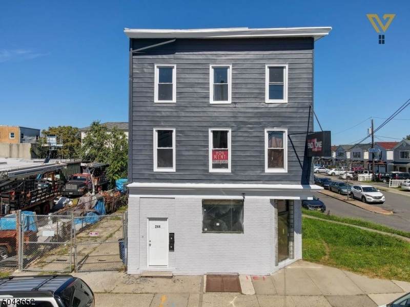 244 1ST ST - Photo 1