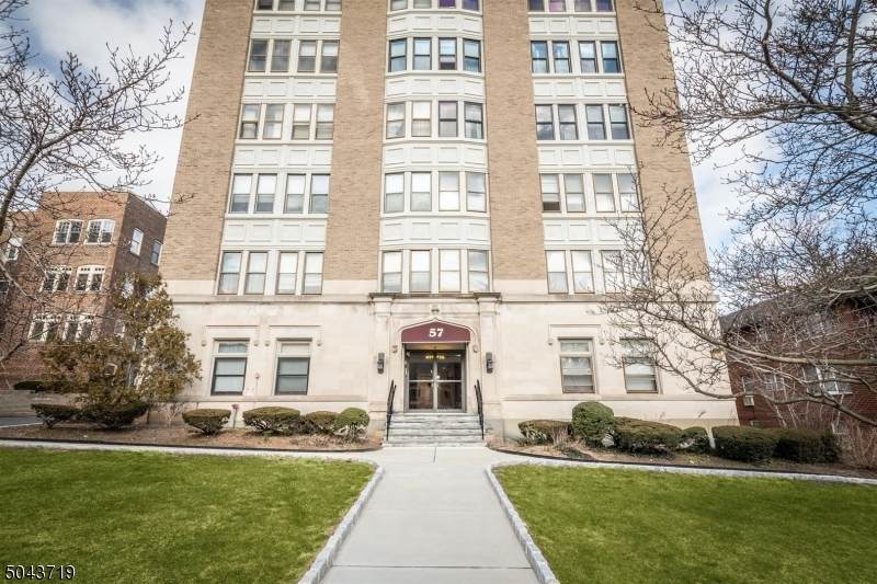 57 Union St - Photo 1