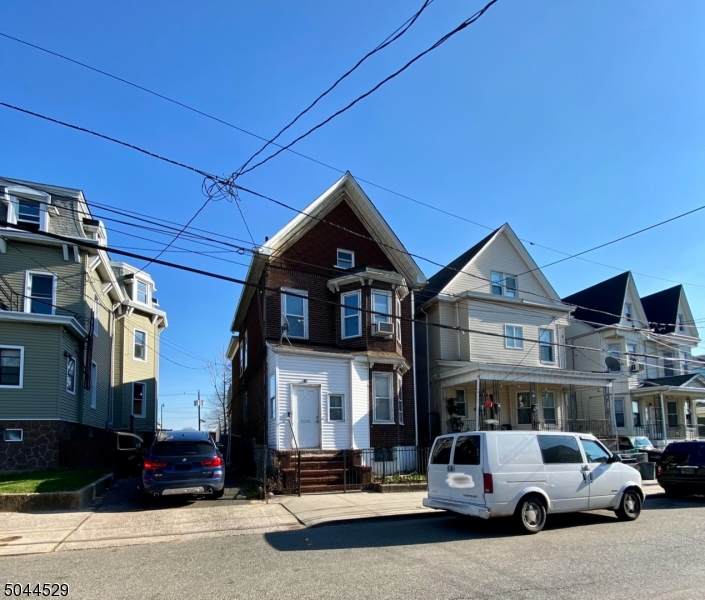 21 Prospect St - Photo 1