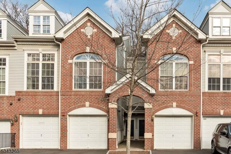 605 Donato Cir - Photo 1