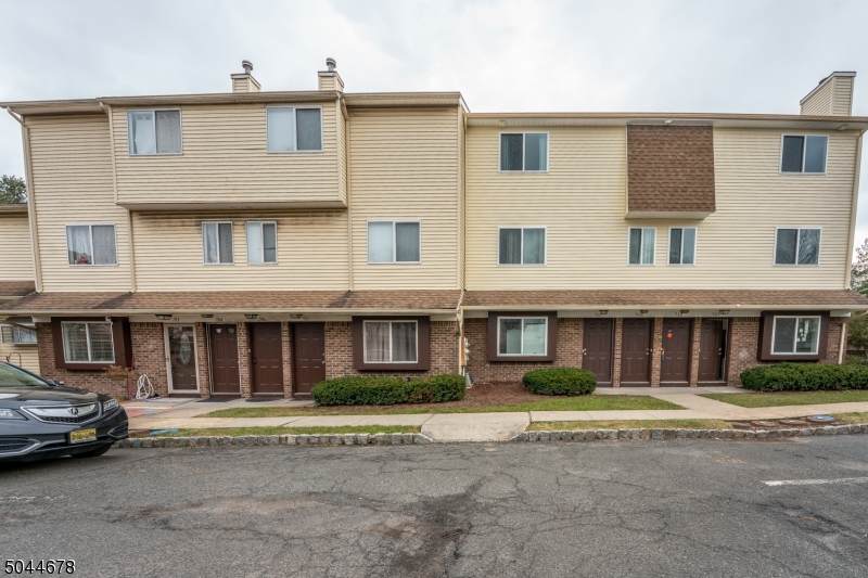 707 Orchard Meadows Dr - Photo 1