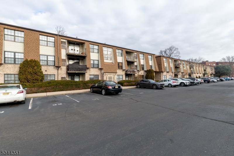 660 N Broad St - Photo 1