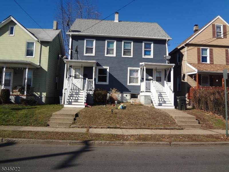 8 Howard St - Photo 1