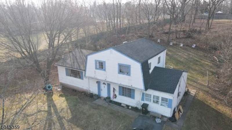 830 Easton Ave - Photo 1