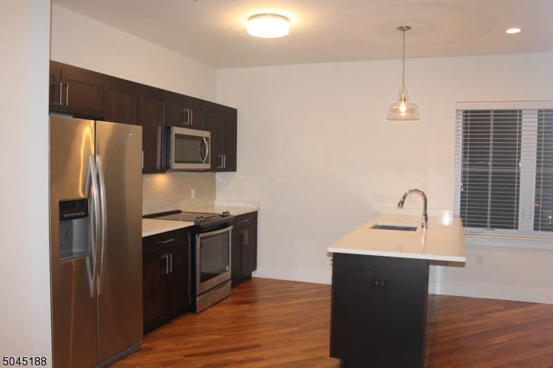 44 Main St - Photo 1