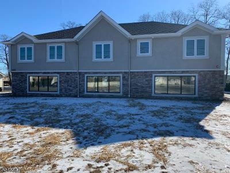 182 Fairfield Rd - Photo 1