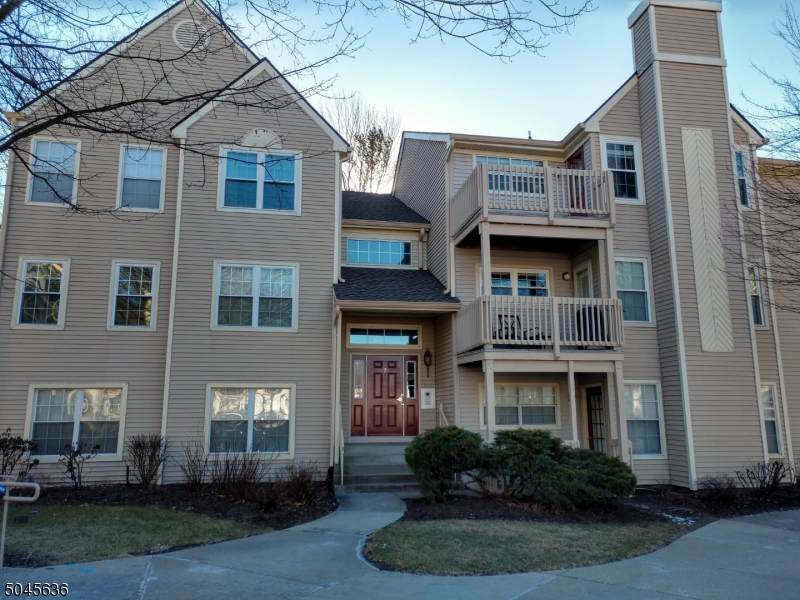 7 Evergreen Dr - Photo 1