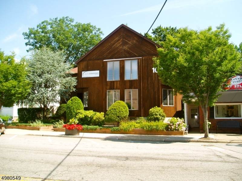 104 Broadway - Photo 1